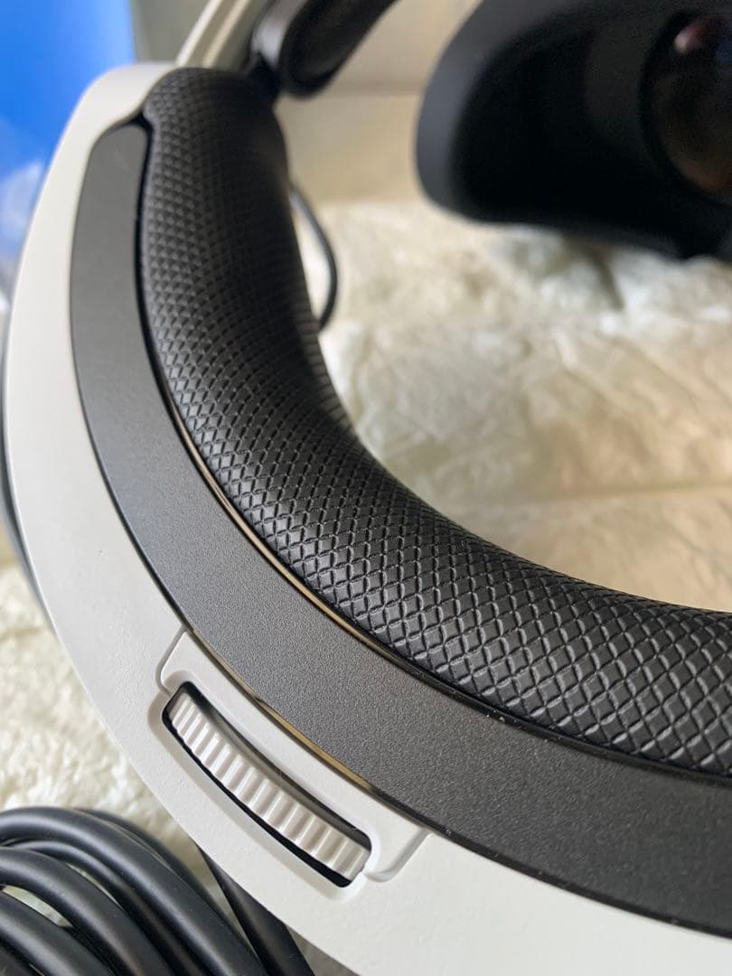 PS4 PlayStationVR WORLDS同梱版、みんなのゴルフ付