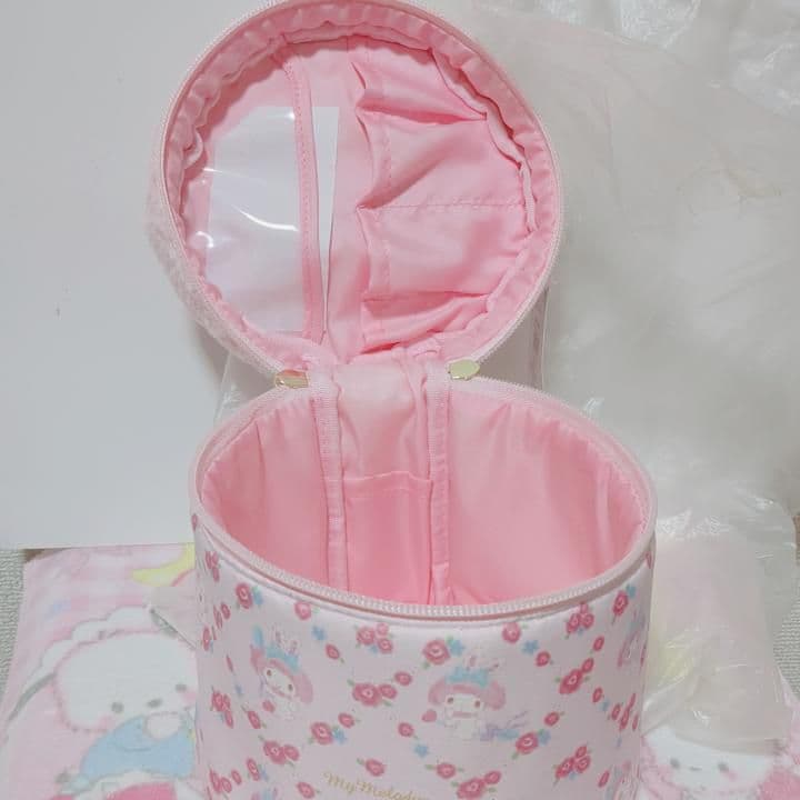 サンリオ　マイメロディ　バニティ　ポーチ　うさめろ　うさぎ