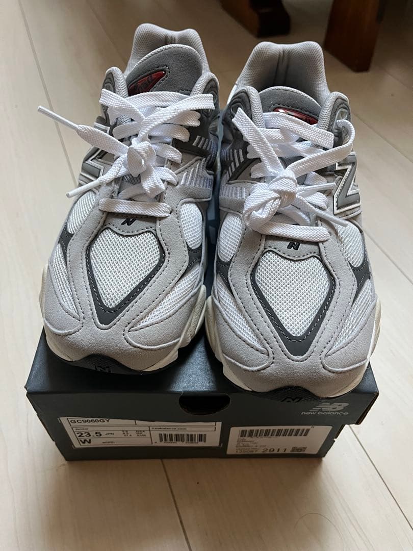 ニューバランス9060 23.5