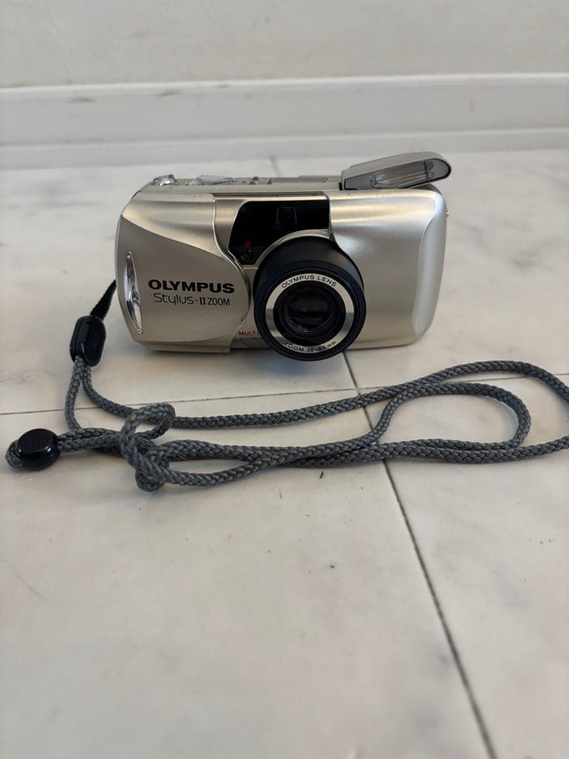 OLYMPUS オリンパス Stylus-Ⅱ ZOOM フィルムカメラ