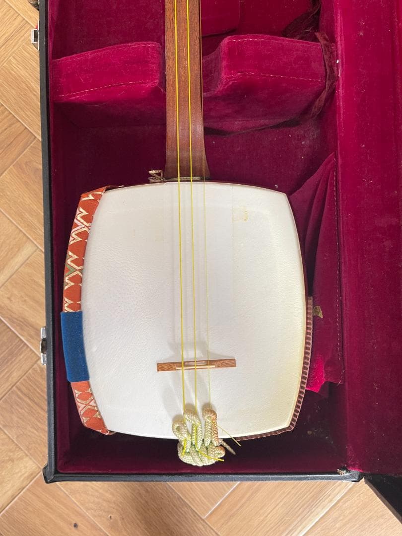 【中棹三味線 両犬皮 花梨 糸巻き調整済み】すぐ弾けます。動画あり 地唄三味線