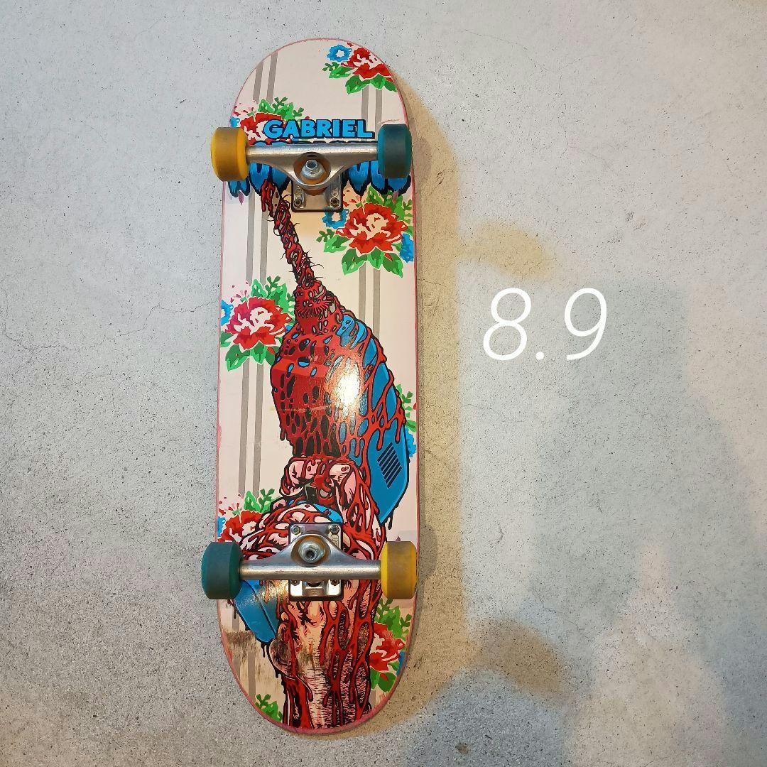 スケボー コンプリート 8.9インチ