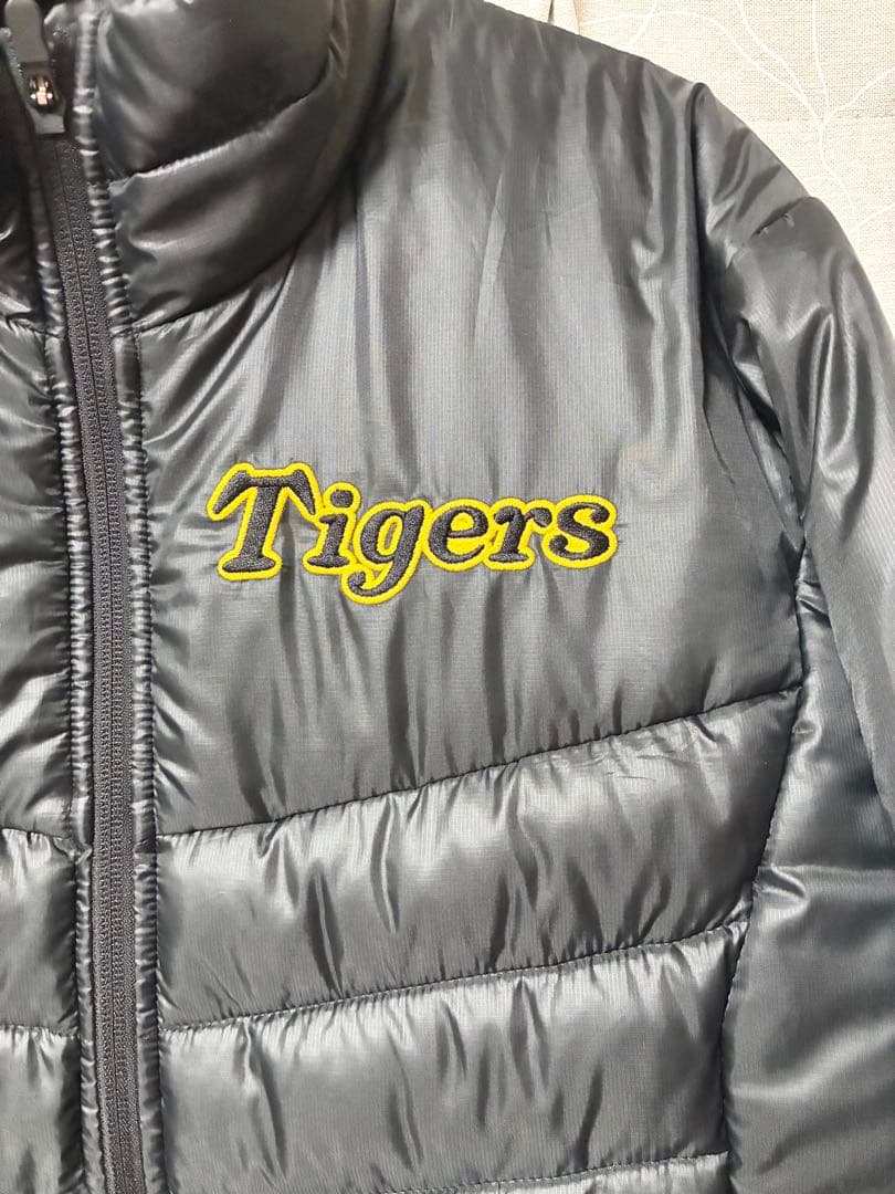 【美品】ミズノ 阪神タイガース ジャケット Lサイズ 黒 ファンクラブ限定