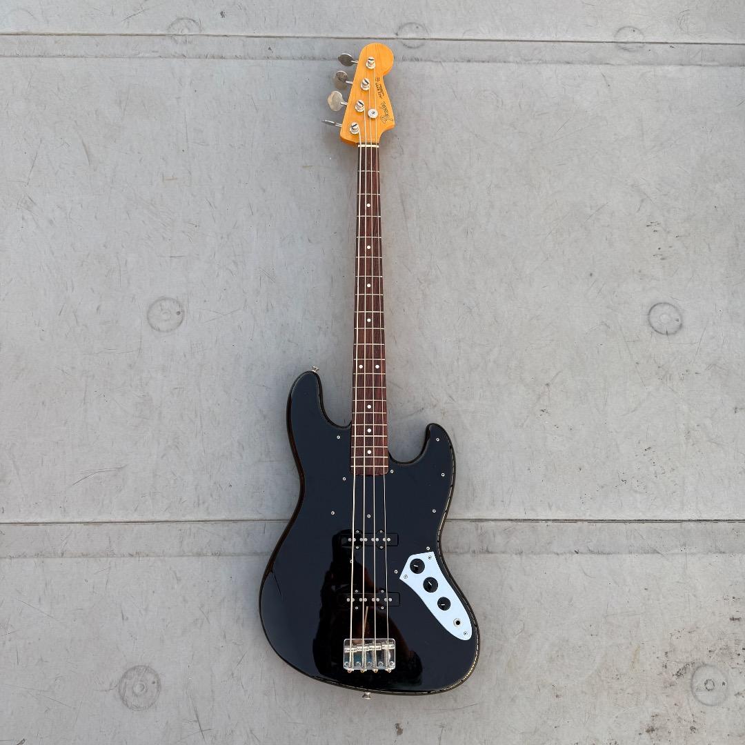 ベース FENDER JAZZ BASS TRADE MARK