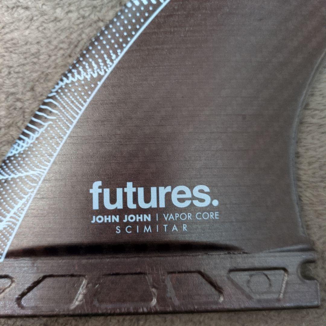 futures ジョン・ジョン・フローレンス トライフィン Lサイズ