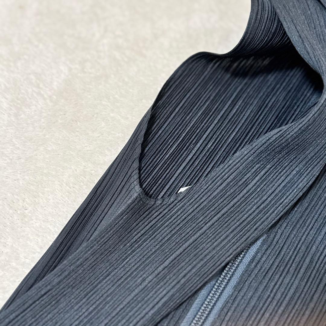極美品✨PLEATS PLEASE オールインワン　ネイビー　ジップ　Mサイズ