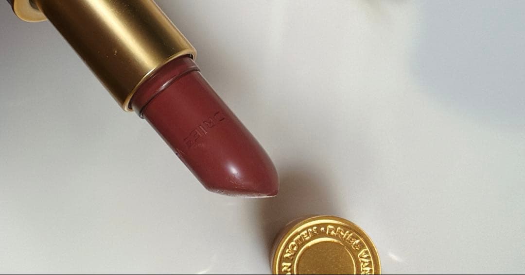 む*む様 ドリスヴァンノッテン 口紅＋ケース