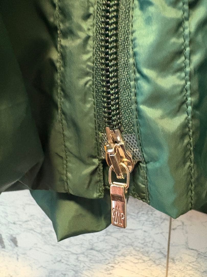 ジャスミン♡ 　MONCLER ASTANA キッズサイズANNI 12