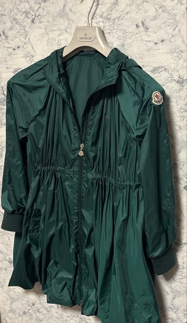 ジャスミン♡ 　MONCLER ASTANA キッズサイズANNI 12