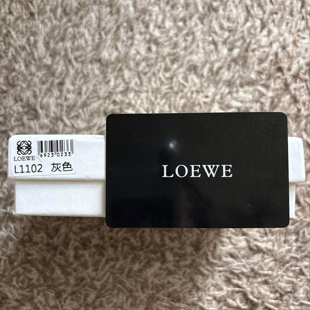 LOEWE ブラウン　三つ折り財布　コンパクト