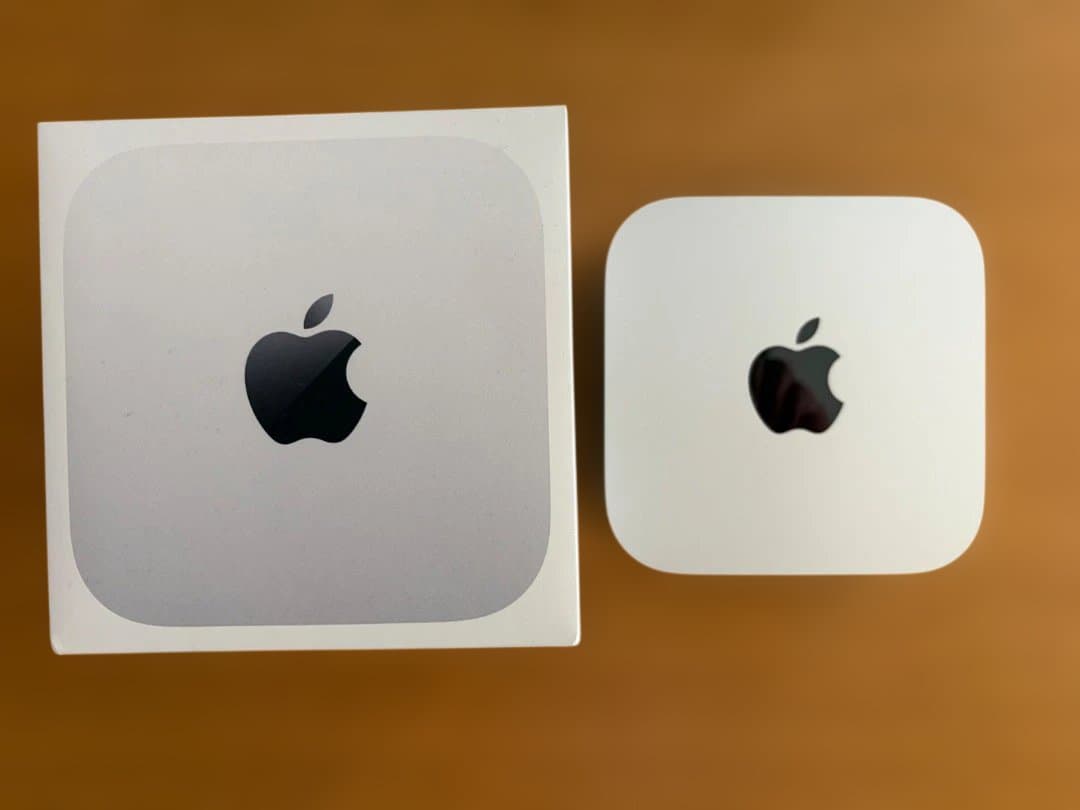 新品同様 Mac mini M4/16G/256GB アップル公式ストア購入品