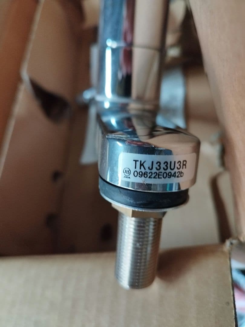 未使用品 TOTO 台所シングルレバー　TKJ33U3R