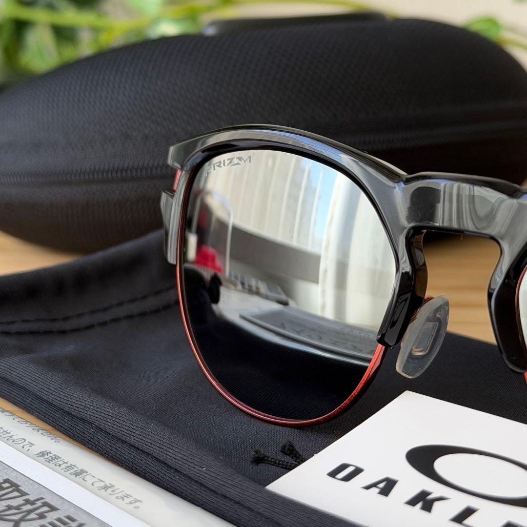 生産終了モデル 【ほぼ新品】 オークリーLATCH KEYラッチキーOO9394