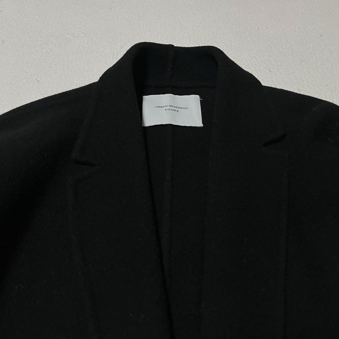 美品 アーバンリサーチドアーズ ウールテーラーカラーショートコート 黒