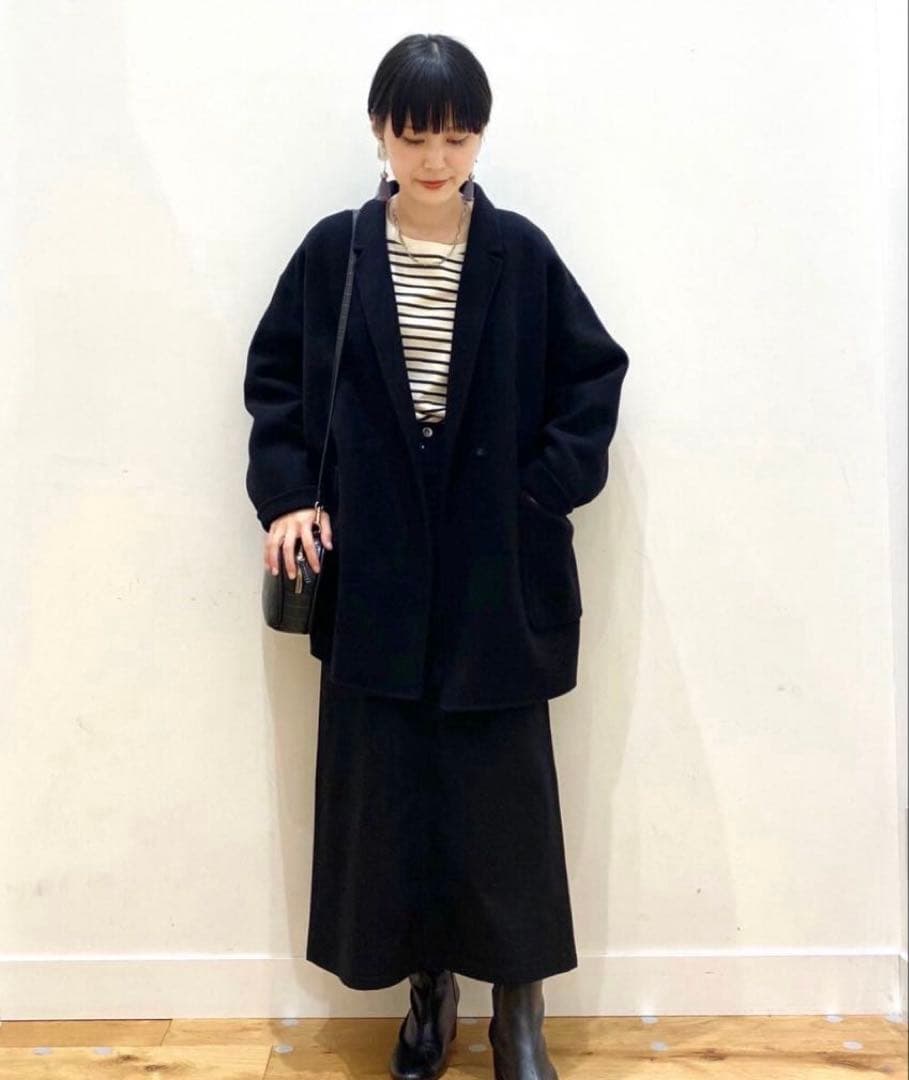 美品 アーバンリサーチドアーズ ウールテーラーカラーショートコート 黒