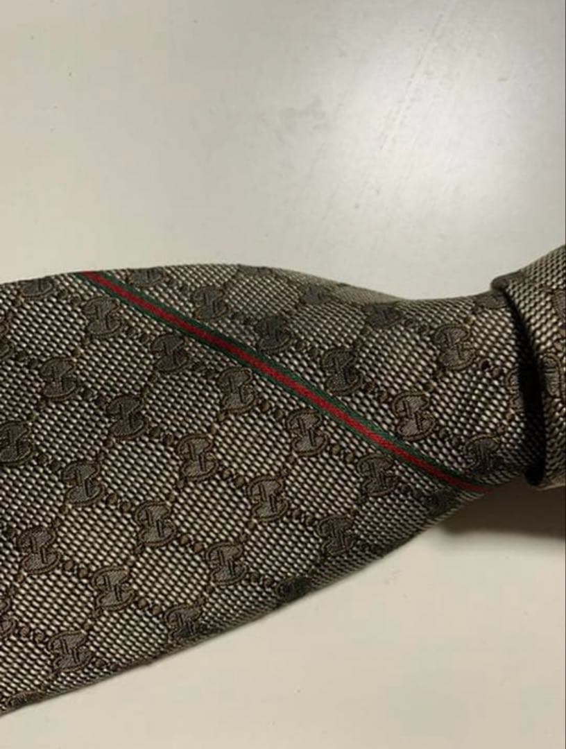 GUCCI ネクタイ　GGパターン柄　シルク