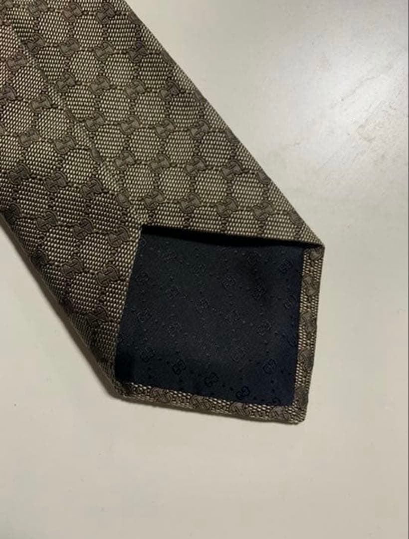 GUCCI ネクタイ　GGパターン柄　シルク