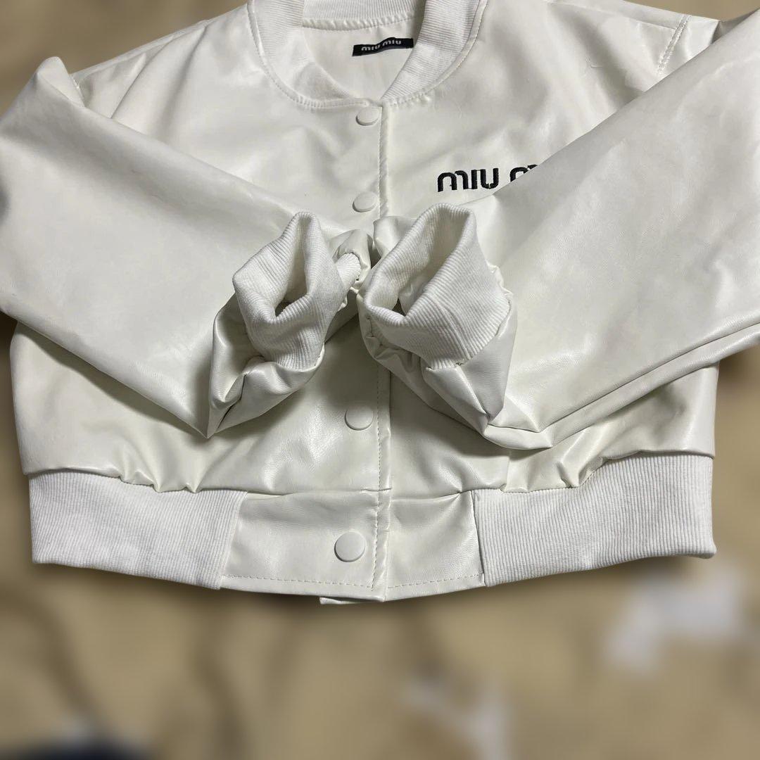 MIU MIU・ジャンパー・ブルゾン・スタジャン・ジャケット・ホワイト・S相当