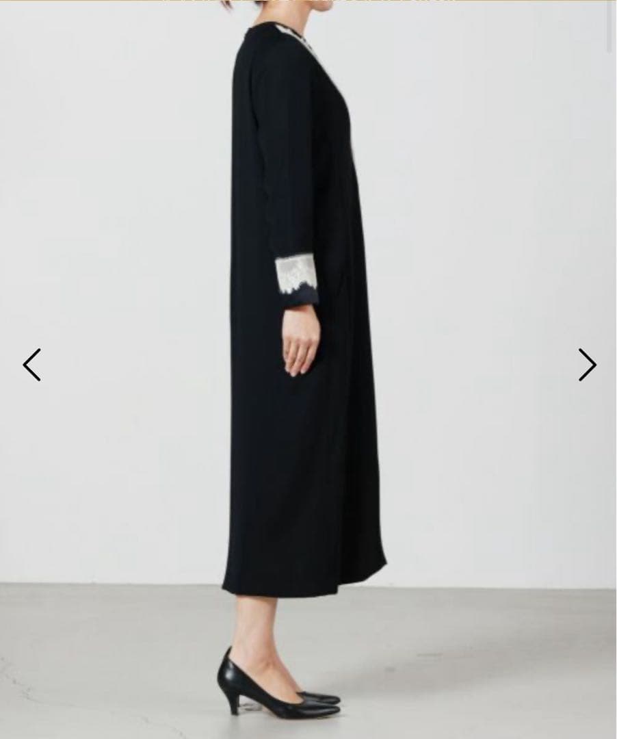 LOKITHO(ロキト) LACED V NECK TUNIC DRESS