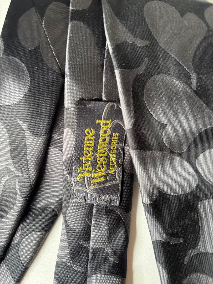vivienne westwood ネクタイ ハート