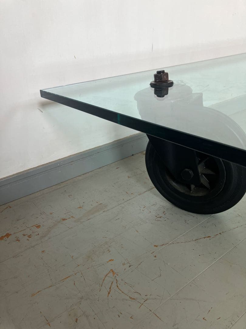 カッシーナIXC フォンタナアルテ コンルオーテガラステーブル 送料込み