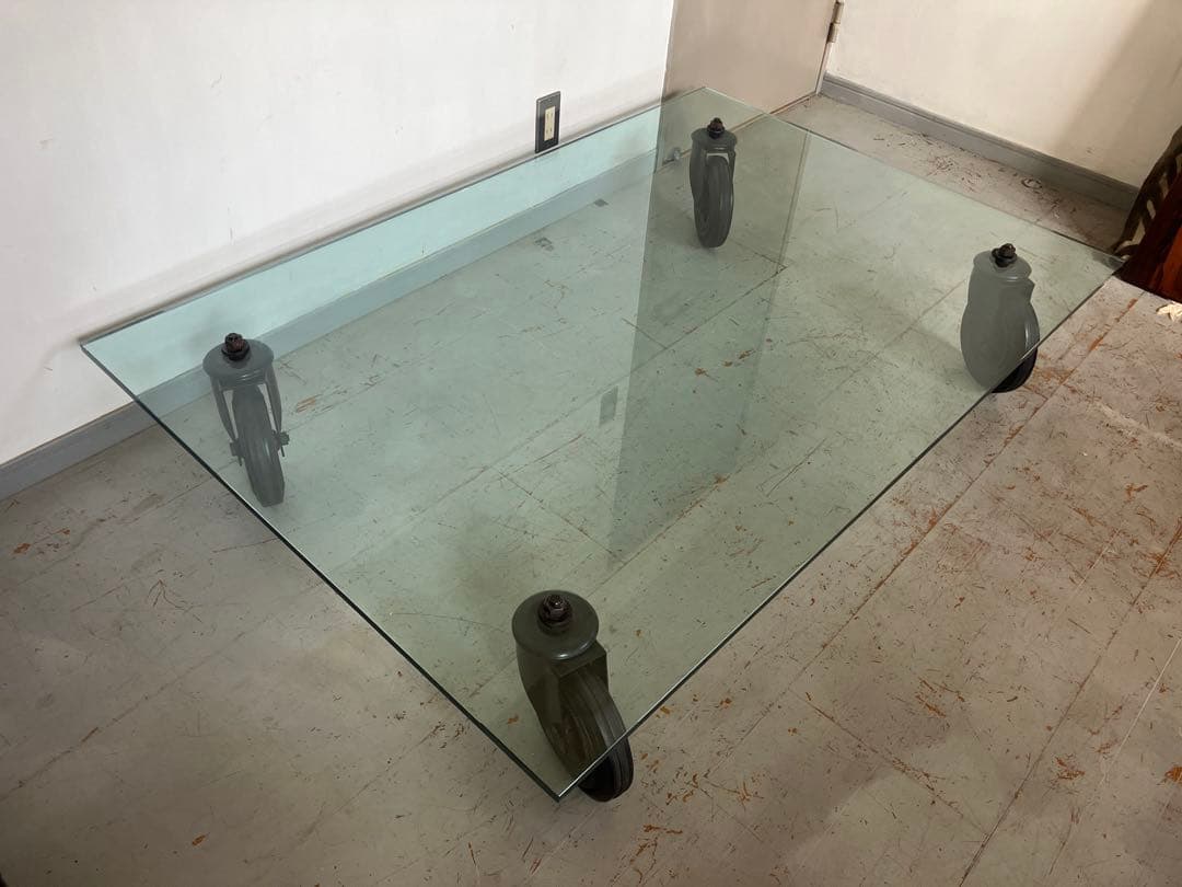 カッシーナIXC フォンタナアルテ コンルオーテガラステーブル 送料込み