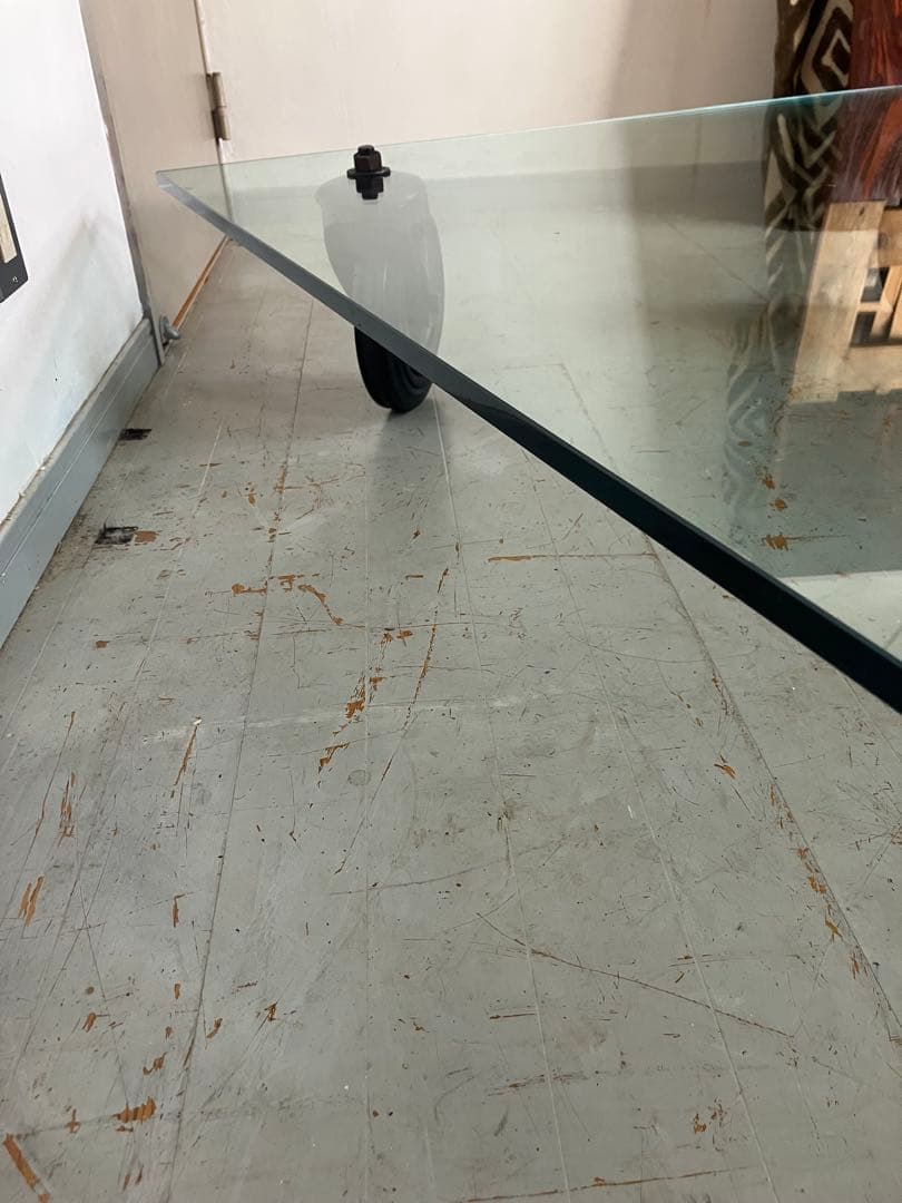 カッシーナIXC フォンタナアルテ コンルオーテガラステーブル 送料込み