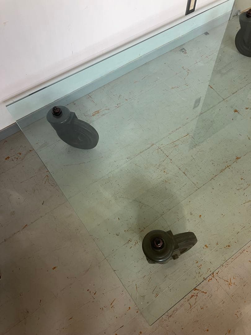 カッシーナIXC フォンタナアルテ コンルオーテガラステーブル 送料込み