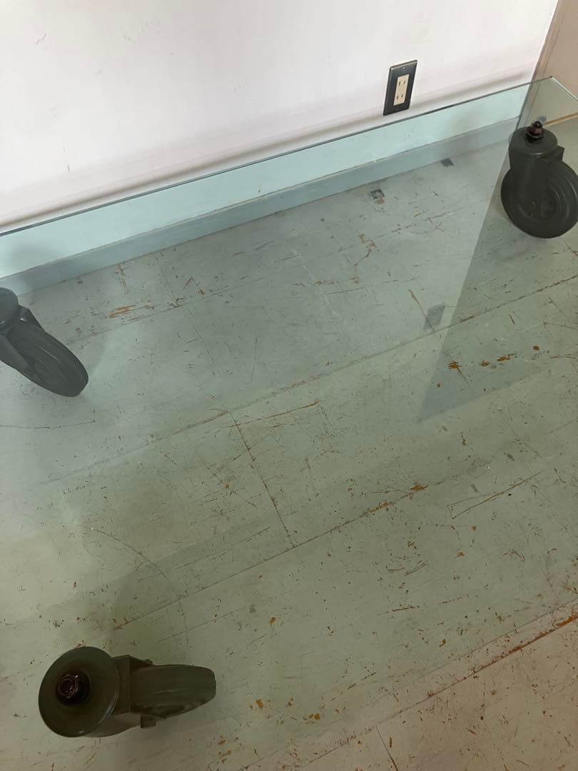 カッシーナIXC フォンタナアルテ コンルオーテガラステーブル 送料込み