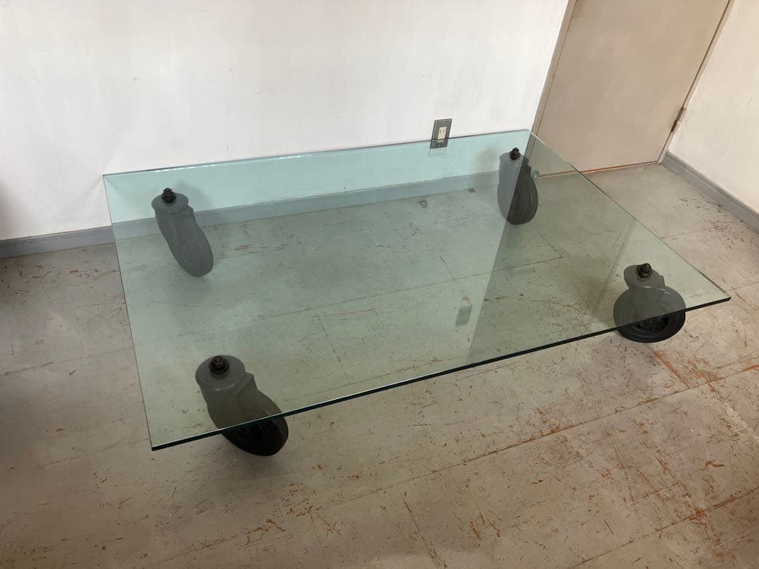 カッシーナIXC フォンタナアルテ コンルオーテガラステーブル 送料込み