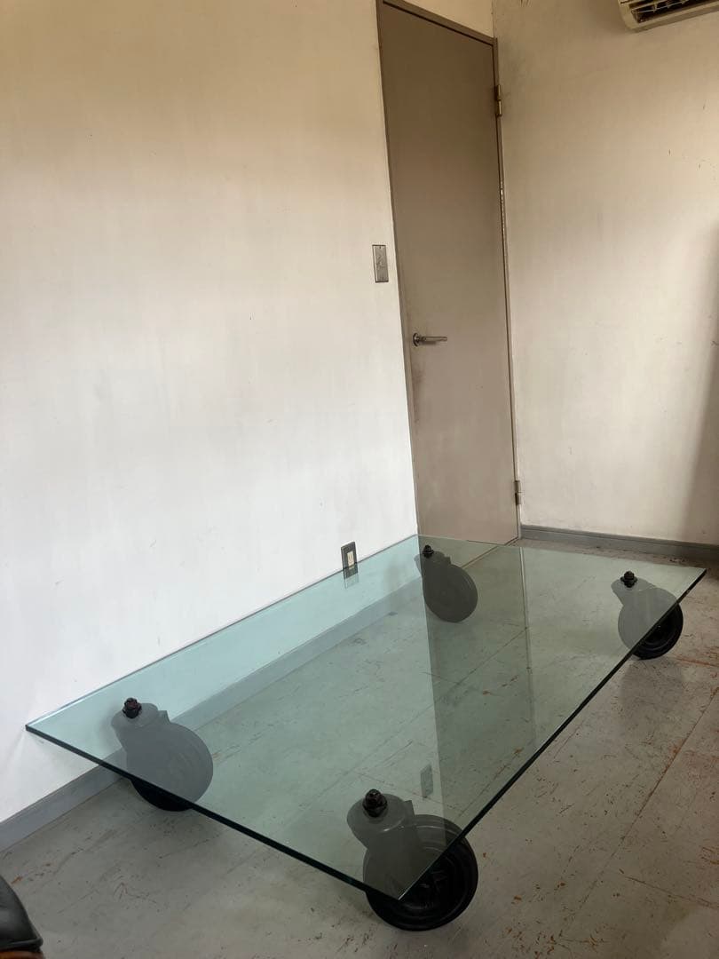 カッシーナIXC フォンタナアルテ コンルオーテガラステーブル 送料込み