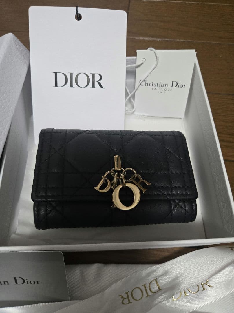 最安値！DIOR 【日本限定】キーケース カナージュラムスキン 黒 ゴールド