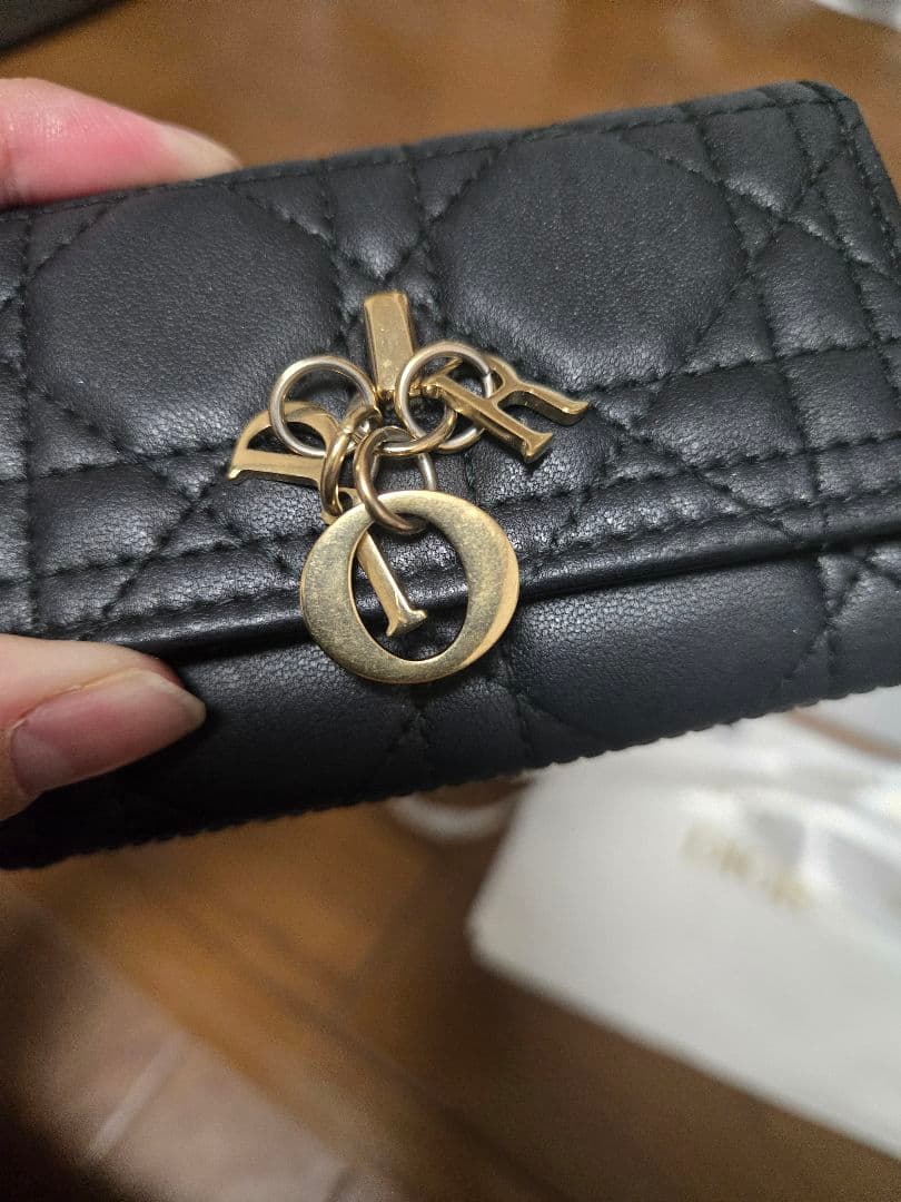 最安値！DIOR 【日本限定】キーケース カナージュラムスキン 黒 ゴールド