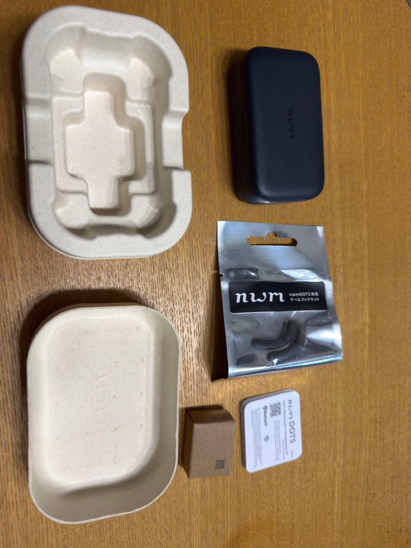 ぽ*ち様 nwm DOTS 赤