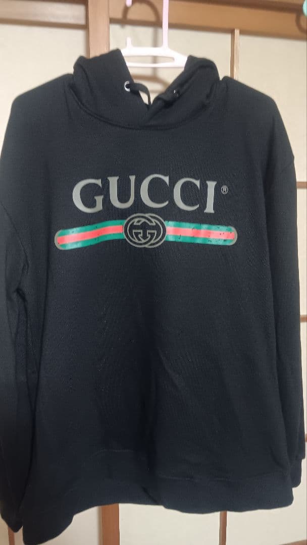 GUCCI ブラック パーカー Mサイズ
