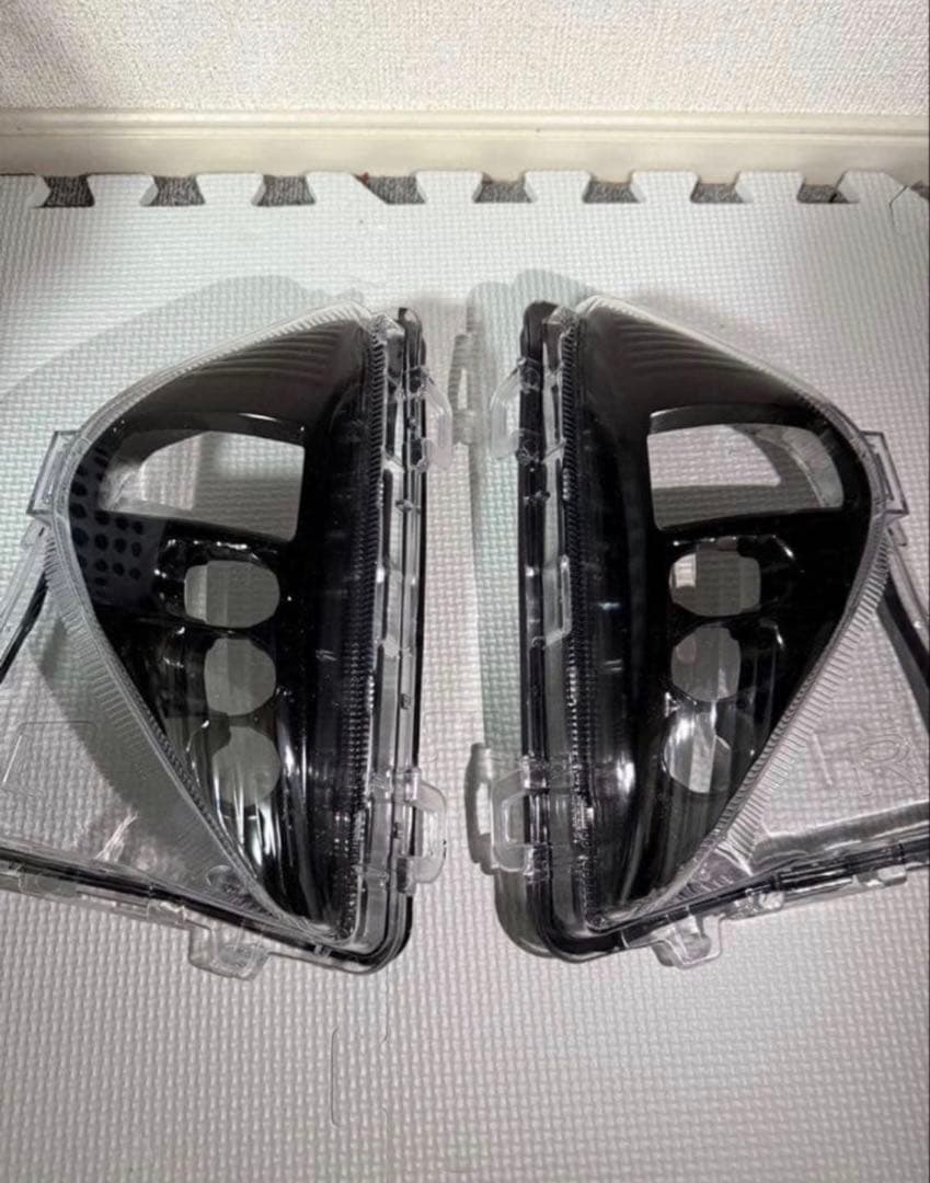 50プリウス 前期対応加工フォグランプ【バルブ交換式／H8・H11・H16対応】