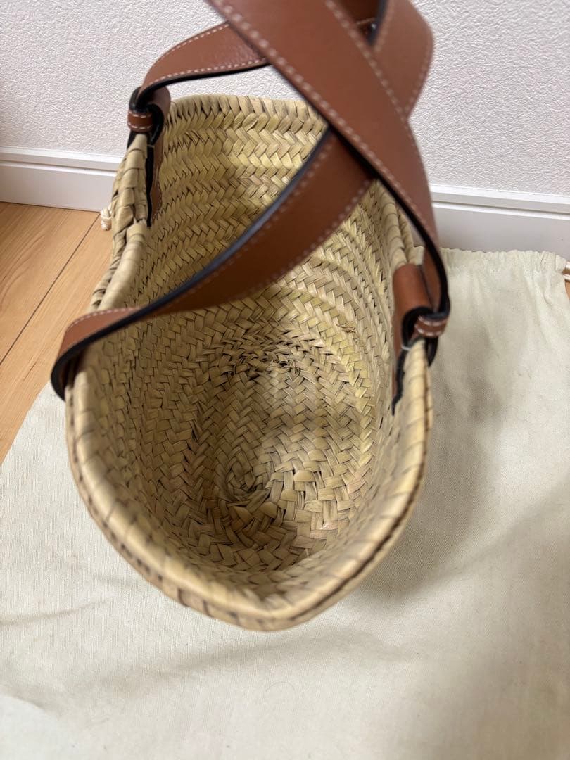【最終値下げ】LOEWE かごバッグ ※付属の巾着付き