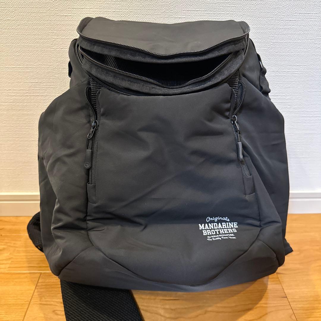 美品@黒リュックマンダリンブラザーズ　ウィンストンハグバッグ/5kgまで/小型犬