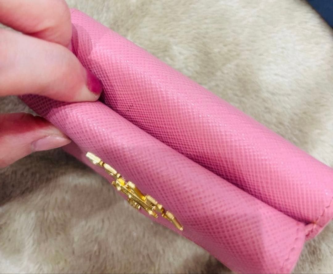 プラダ　ミニ財布　ピンク　サフィアーノレザー　美品
