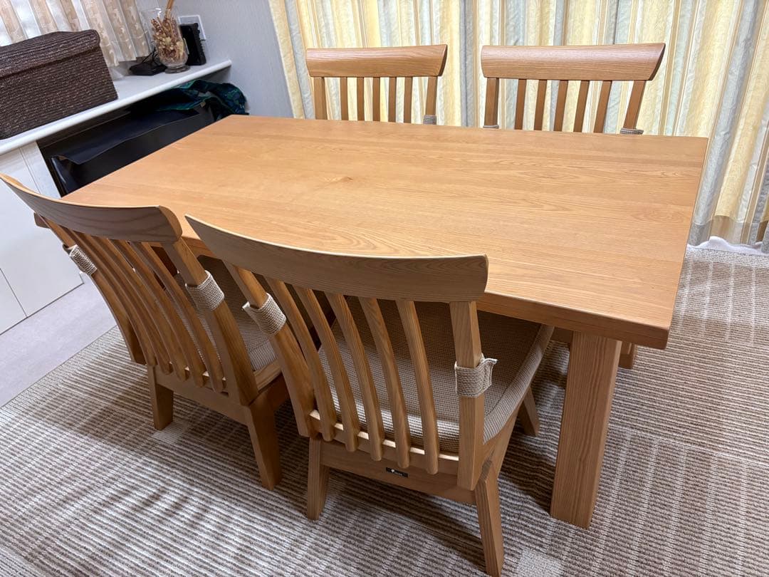 かおバラ売り可　超美品　大塚家具ダイニングセット　チェア1脚の価格です。