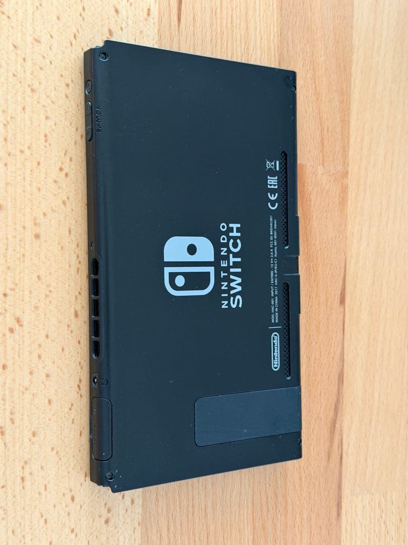 Nintendo Switch 本体 グレー 　殆ど遊びませんでした