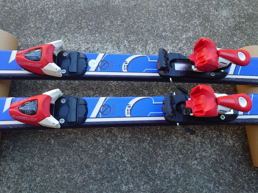 子供スキー板　アトミック　130cm ブルー