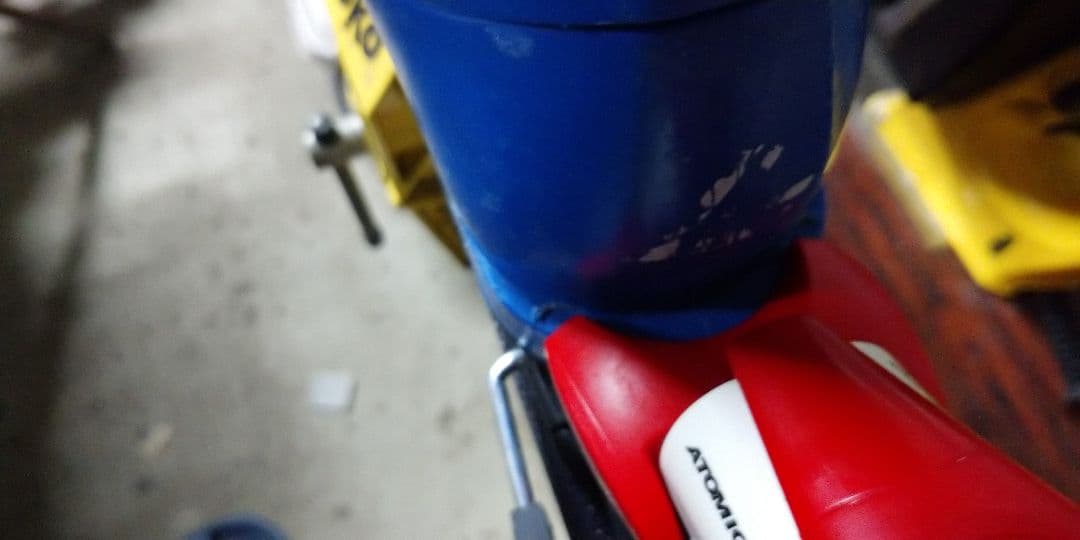 子供スキー板　アトミック　130cm ブルー