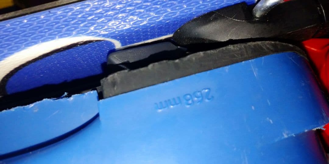 子供スキー板　アトミック　130cm ブルー