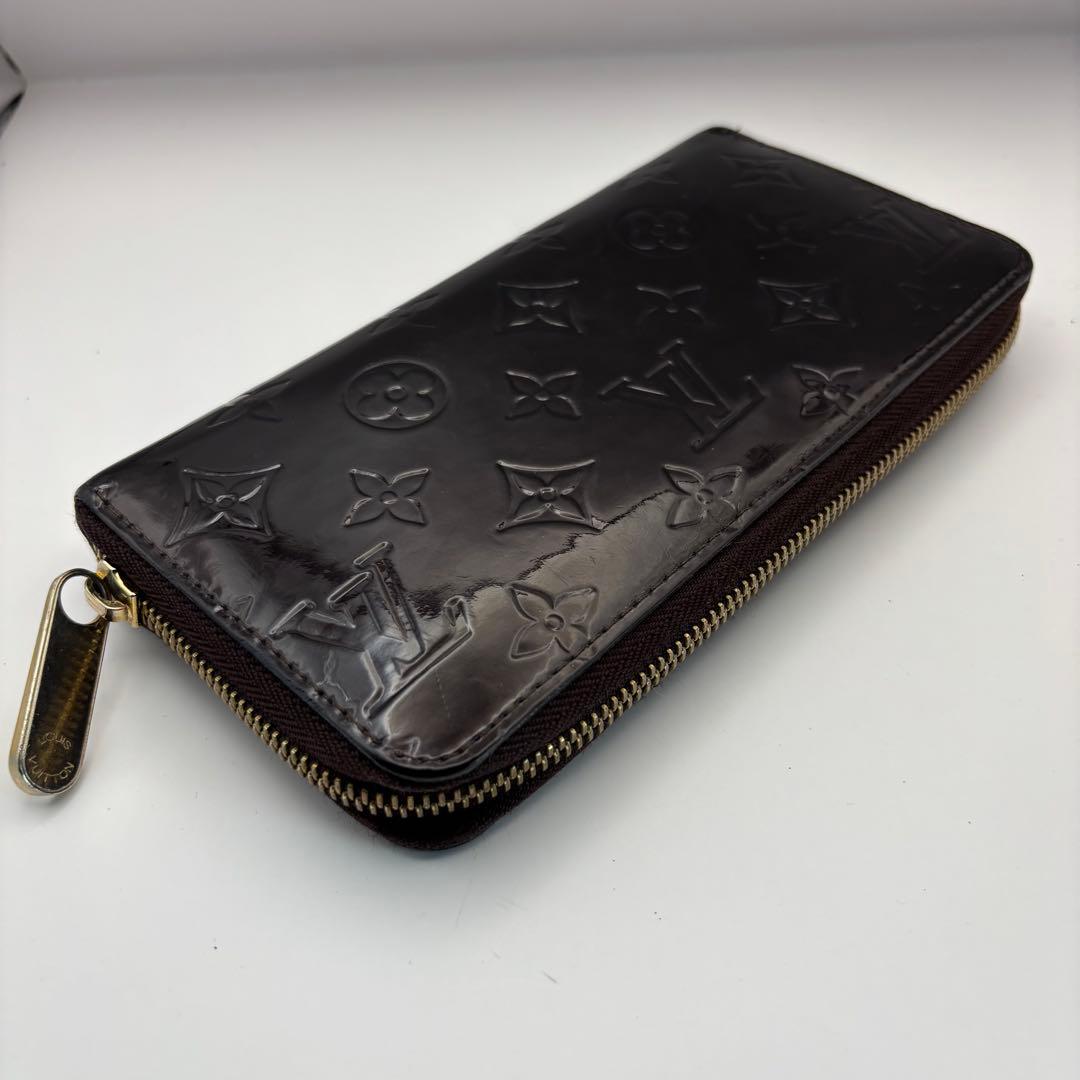 ルイヴィトン ヴェルニ ジッピーウォレット 長財布 ラウンドファスナー レッド