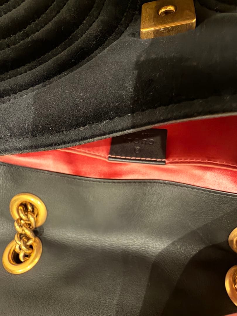 Gucci ブラックベルベット ショルダーバッグ