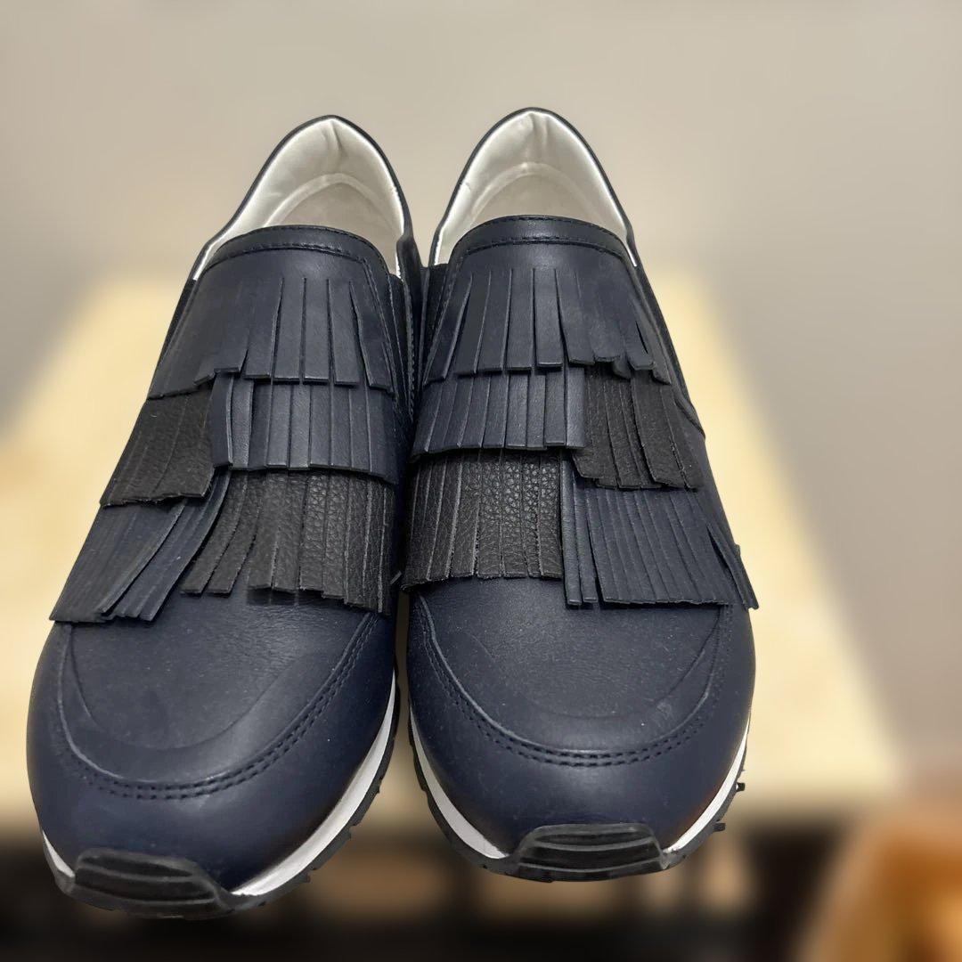 美品TOD'S☆ネイビー フリンジ付きスニーカー