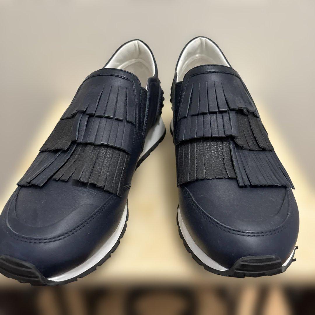 美品TOD'S☆ネイビー フリンジ付きスニーカー