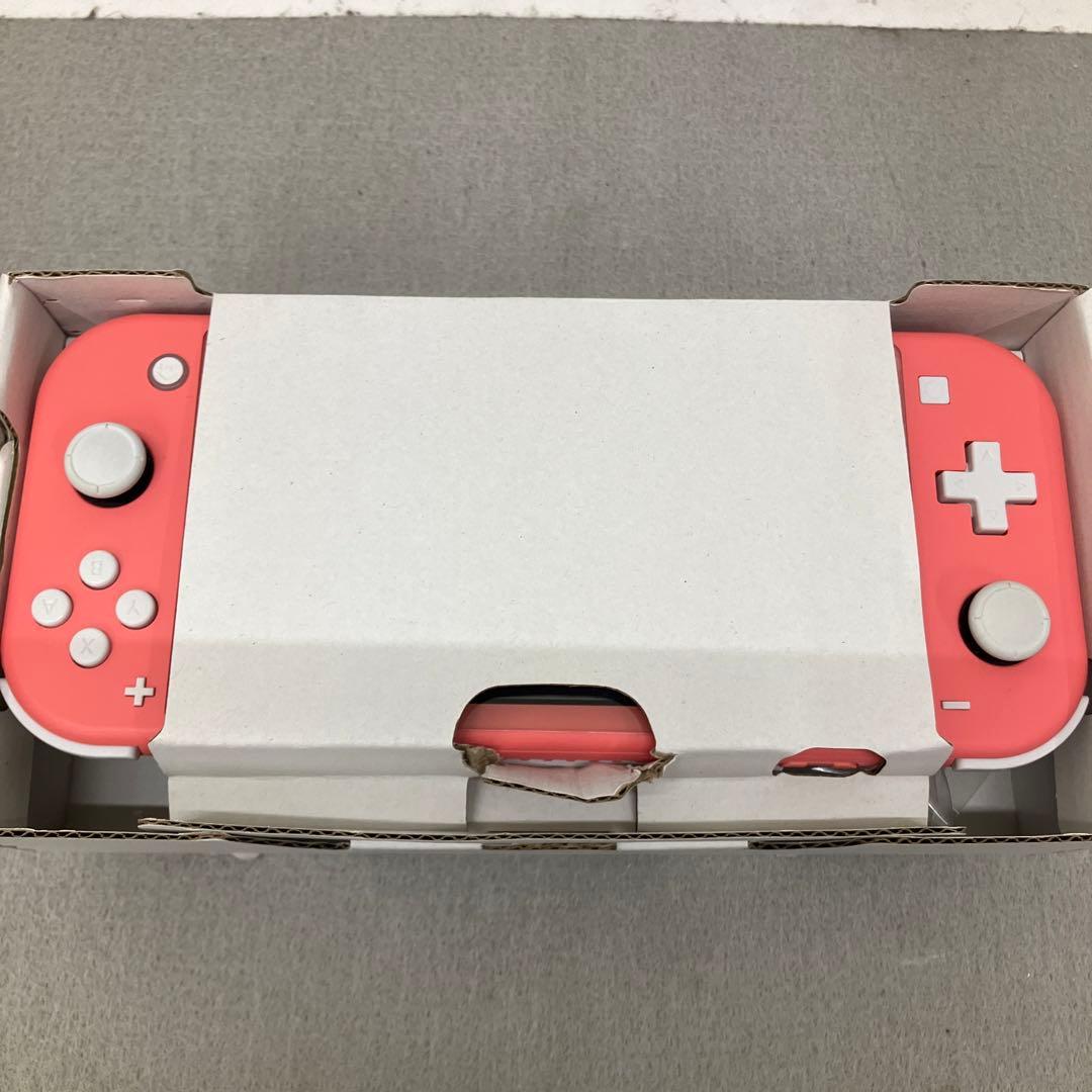 GD6116Nintendo Switch LITE コーラル