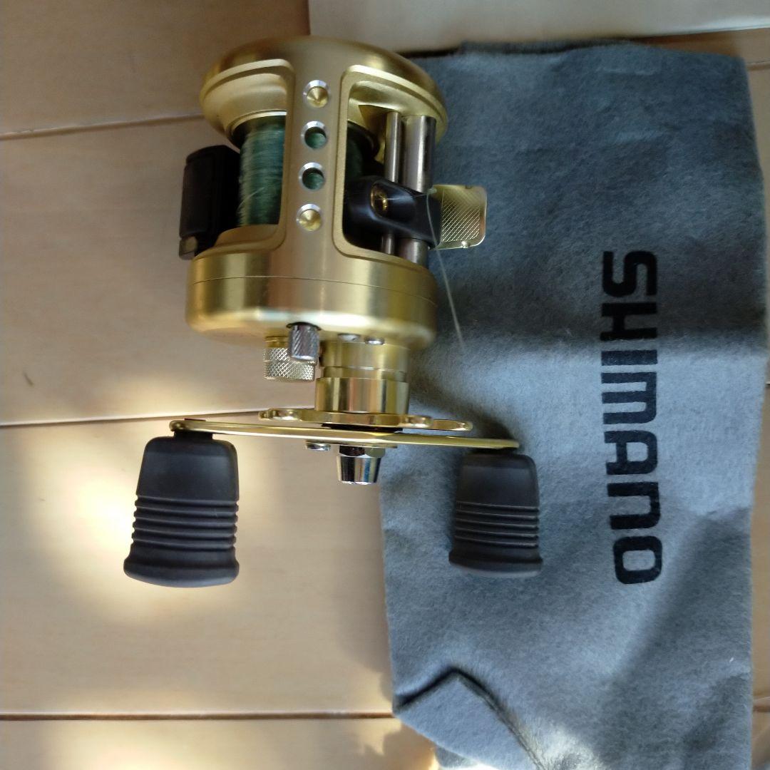 SHIMANO CALCUTTA 50XT ゴールド ベイトリール
